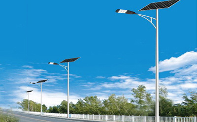 农村道路装兰州太阳能路灯选多大瓦数实测